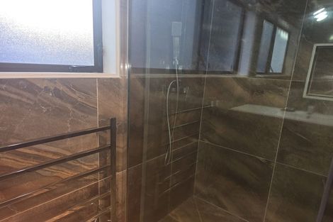 Photo of property in 3 Griffen Park Road, Mount Roskill, Auckland, 1041