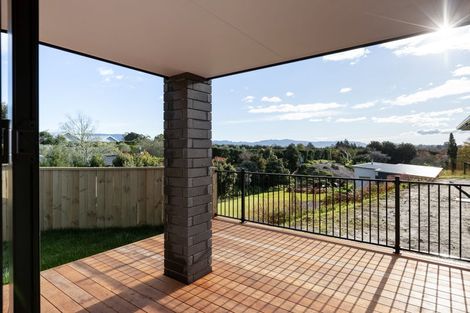 Photo of property in 11d Western Avenue, Omokoroa, 3114