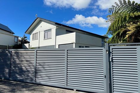 Photo of property in 4 Correa Court, Goodwood Heights, Auckland, 2105
