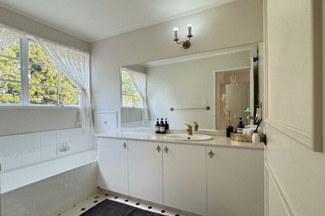 Photo of property in 5 Olsen Close, Matangi, Hamilton, 3284