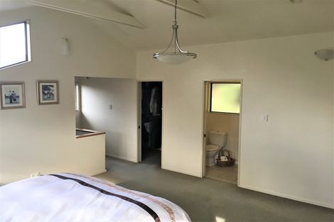 Photo of property in 108 Mountain Road, Henderson Valley, Auckland, 0612