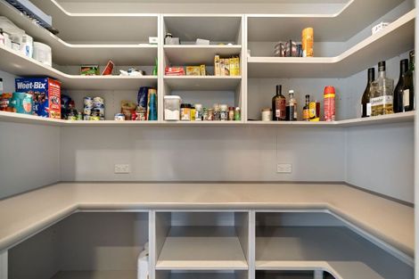 Photo of property in 2 Preston Drive, Arrowtown, 9302