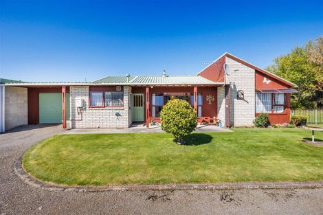 Photo of property in 12b Oxford Street, Marton, 4710