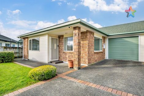 Photo of property in 10 Woodland Mews, Wainuiomata, Lower Hutt, 5014