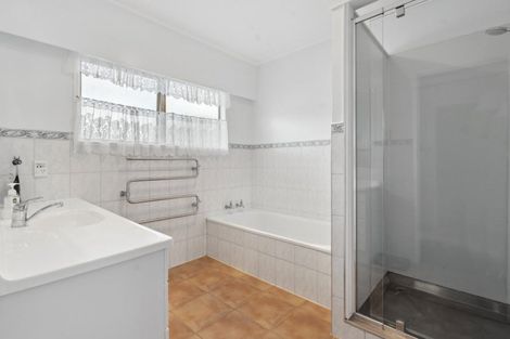 Photo of property in 33 Victoria Road, Papatoetoe, Auckland, 2025