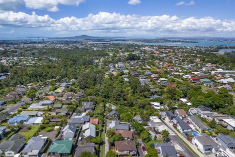 Photo of property in 2/111 Birkenhead Avenue, Birkenhead, Auckland, 0626
