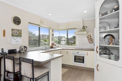 Photo of property in 11 Halesia Place, Mount Maunganui, 3116