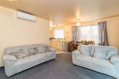 Photo of property in 3 Farm Lane, Parklands, Christchurch, 8083