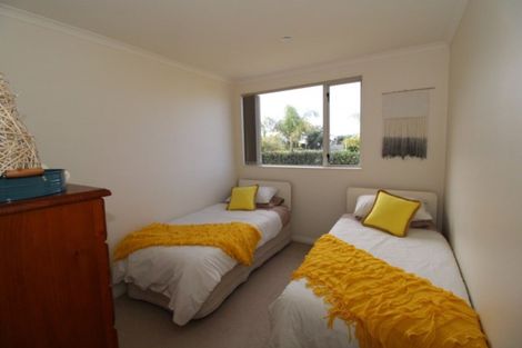 Photo of property in 100 Kauri Crescent, Matarangi, Whitianga, 3592