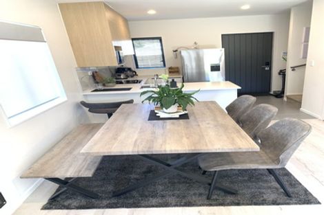 Photo of property in 1/21 Newham Place, Henderson, Auckland, 0612