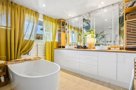 Photo of property in 11 Roseneath Place, Cashmere, Christchurch, 8022