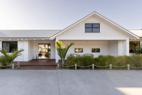 Photo of property in 90 Tangiroimata Track, Pyes Pa, 3173