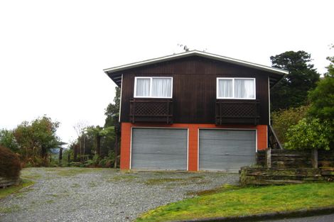 Photo of property in 27 Brownlee Drive, Moana, 7872