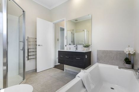 Photo of property in 15 Turua Rise, Karaka, Papakura, 2113