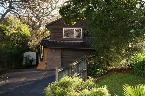 Photo of property in 23 Masefield Street, Cockle Bay, Auckland, 2014