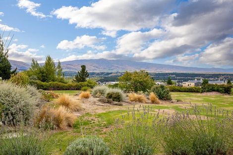 Photo of property in 10 Old Golf Course Road, Bridge Hill, Alexandra, 9320