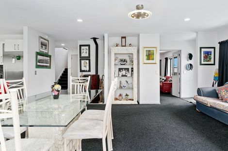 Photo of property in 36 Aubrey Crescent, Rainbow Point, Taupo, 3330