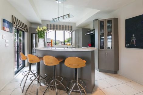 Photo of property in 6 Bourke Place, Havelock North, 4130