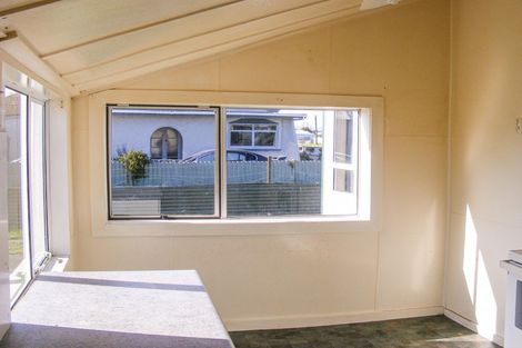 Photo of property in 45 Avenue Road, Foxton, 4814