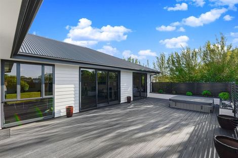 Photo of property in 38 Styx River Place, Spencerville, Christchurch, 8083
