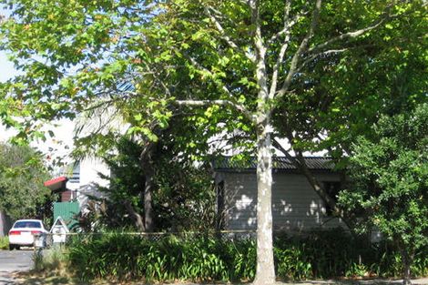 Photo of property in 1/36 Seabrook Avenue, New Lynn, Auckland, 0600