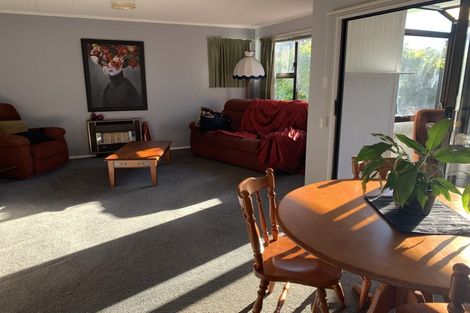 Photo of property in 3 Kaimata Street, Brooklands, New Plymouth, 4310