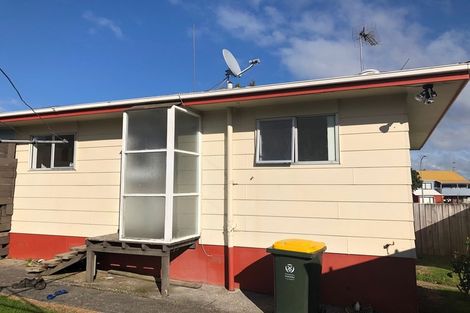 Photo of property in 1/20 Highland Park Drive, Highland Park, Auckland, 2010