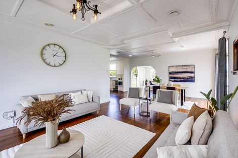 Photo of property in 3 Saint Andrews Road, Havelock North, 4130