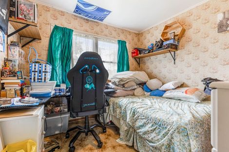 Photo of property in 105 Henderson Valley Road, Henderson, Auckland, 0612