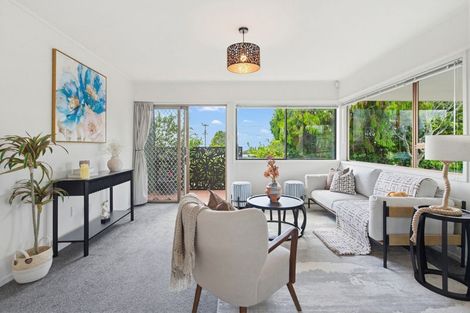 Photo of property in 1 Pleasant Road, Glen Eden, Auckland, 0602