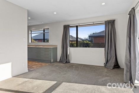 Photo of property in 14 Clinton Lane, Woolston, Christchurch, 8062