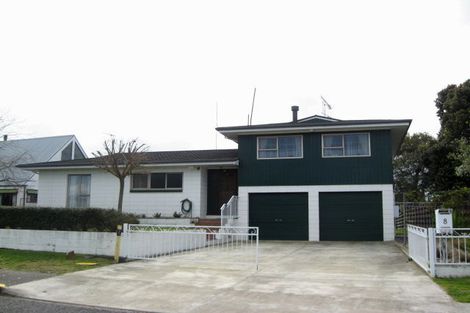 Photo of property in 8 Glenbank Road, Te Awanga, 4102