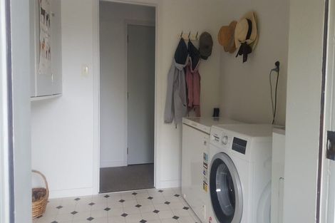 Photo of property in 52 Takiroa Street, Urenui, 4375