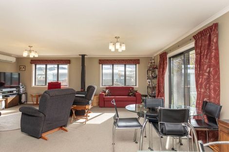 Photo of property in 51a Gordon Street, Dannevirke, 4930