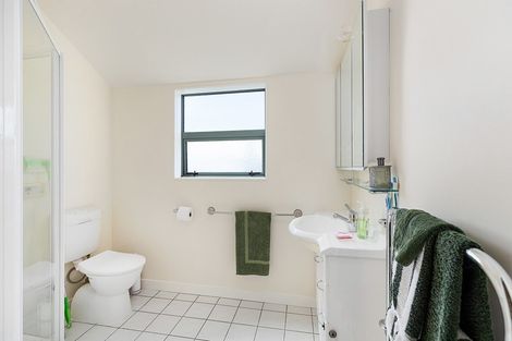 Photo of property in 2/23 Tanera Crescent, Brooklyn, Wellington, 6021