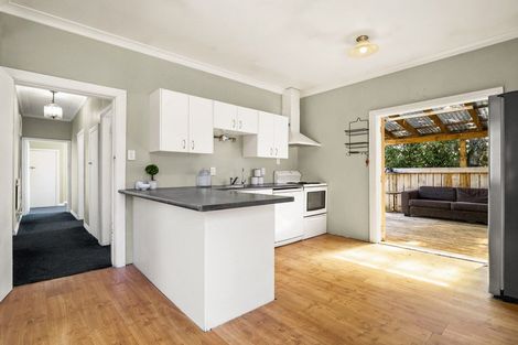 Photo of property in 8a Scotland Terrace, Green Island, Dunedin, 9018