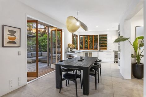 Photo of property in 2/251 Jervois Road, Herne Bay, Auckland, 1011