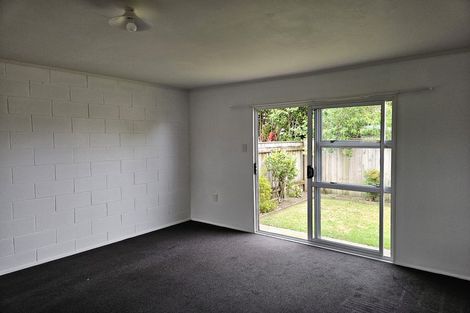 Photo of property in 3/10 Aubrey Street, Waitara, 4320