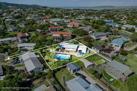 Photo of property in 10 Robin Hood Place, Onerahi, Whangarei, 0110