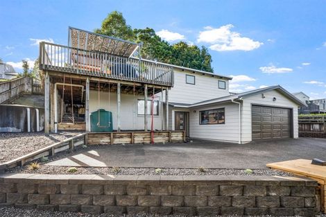 Photo of property in 52a D'oyly Drive, Stanmore Bay, Whangaparaoa, 0932