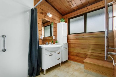 Photo of property in 8 Roband Crescent, Brown Owl, Upper Hutt, 5018
