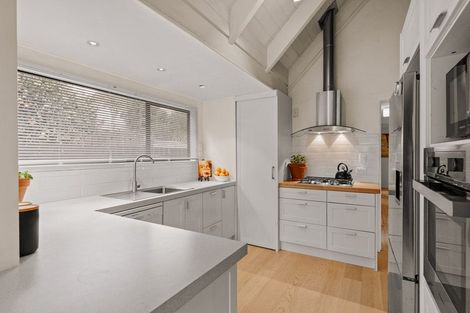 Photo of property in 8 Langstone Street, Welcome Bay, Tauranga, 3112