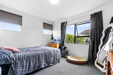 Photo of property in 1/20 Burundi Avenue, Clendon Park, Auckland, 2103