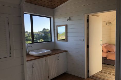 Photo of property in 119 Wairau Road, Oakura, 4314