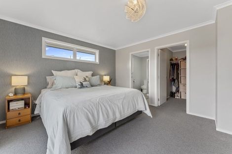 Photo of property in 82 Willoughby Street, Halcombe, 4779