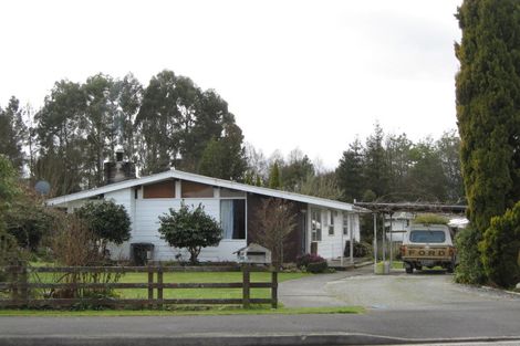 Photo of property in 49 Hotham Street, Murchison, 7007