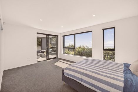 Photo of property in 3 The Terrace, Mount Pleasant, Christchurch, 8081