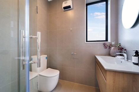 Photo of property in 37 Paretao Street, Massey, 0614