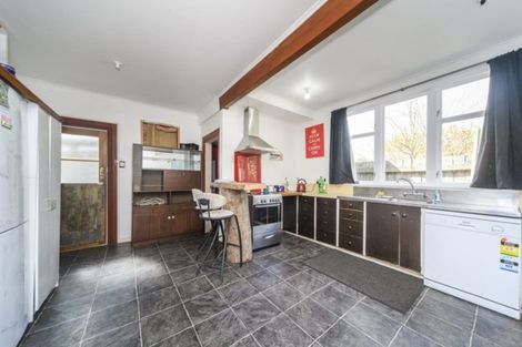 Photo of property in 12 Douglas Street, West End, Palmerston North, 4412