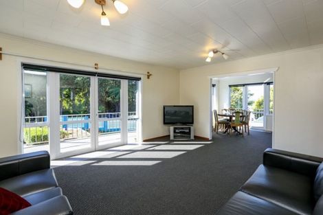 Photo of property in 525d Mangorei Road, Highlands Park, New Plymouth, 4312